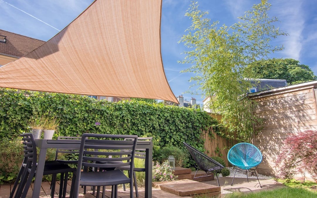 Unraveling the Elegance of Triangular Shade Sails: A Modern Marvel for Private Homeowners