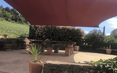 How to Choose the Perfect Color for Your Custom Shade Sail in Spain?
